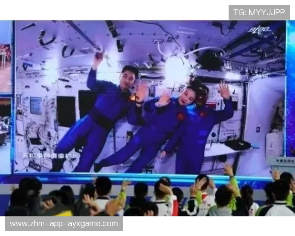 波津转身抛投再展细腻手感